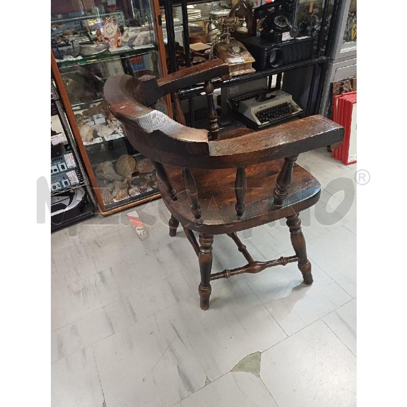 POLTRONCINA LEGNO SCURA  | Mercatino dell'Usato Moncalieri - fr. moriondo 3