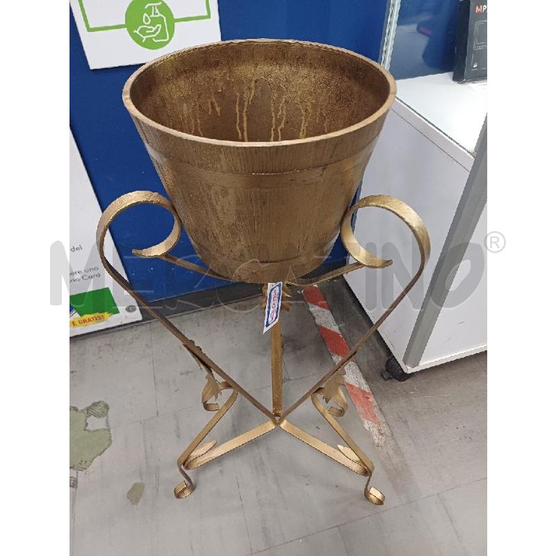 PORTA VASO FERRO DORATO  | Mercatino dell'Usato Moncalieri - fr. moriondo 3