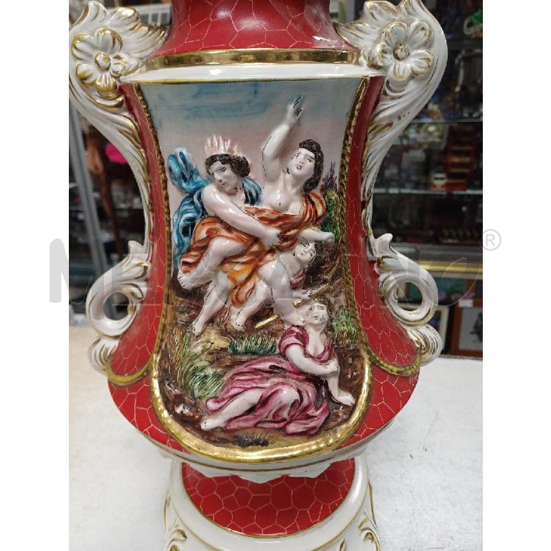 POTICHE VASO DAME ROSSO DECORATO CAPODIMONTE | Mercatino dell'Usato Moncalieri - fr. moriondo 2