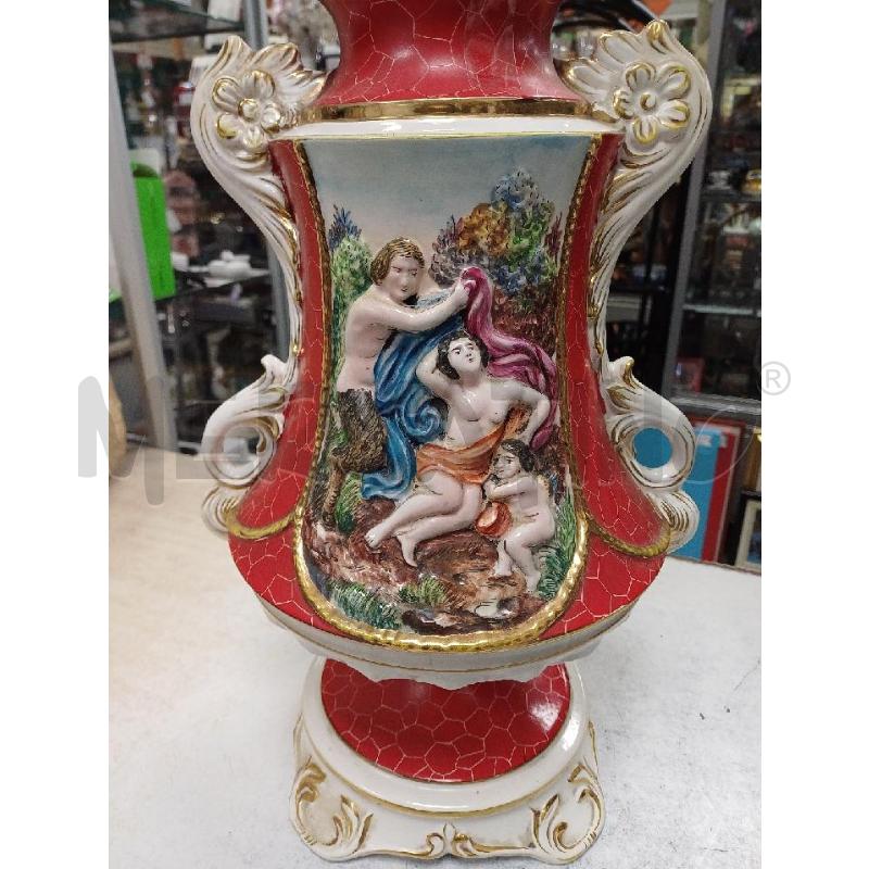 POTICHE VASO DAME ROSSO DECORATO CAPODIMONTE | Mercatino dell'Usato Moncalieri - fr. moriondo 4