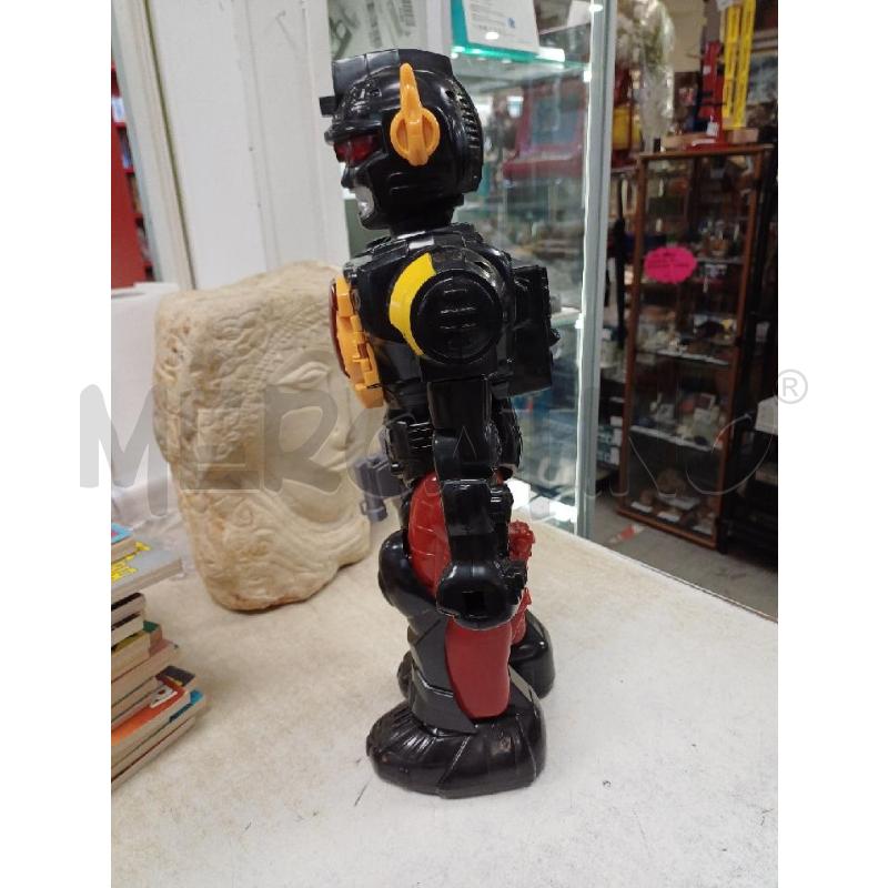 ROBOT  | Mercatino dell'Usato Moncalieri - fr. moriondo 3