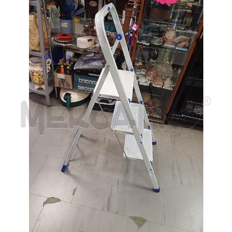 SCALETTA METALLO 3 GRADINI GIMI | Mercatino dell'Usato Moncalieri - fr. moriondo 2