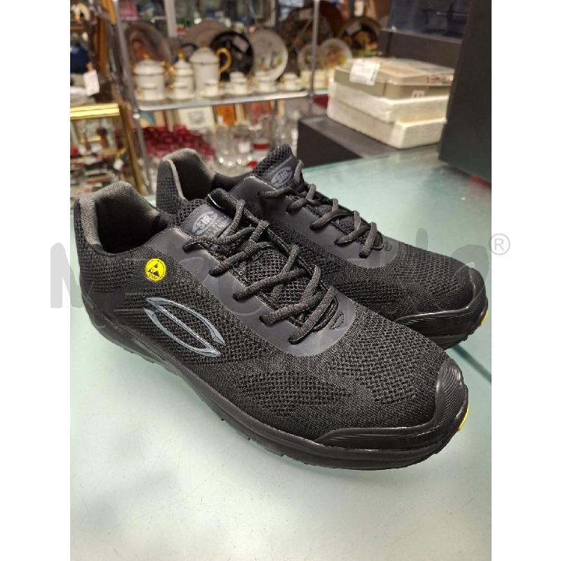 SCARPE ANTINFORTUNISTICHE UOMO NERA SIR | Mercatino dell'Usato Moncalieri - fr. moriondo 2