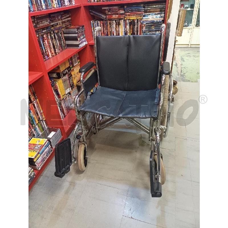 SEDIA A ROTELLE BLU CROMATA | Mercatino dell'Usato Moncalieri - fr. moriondo 1