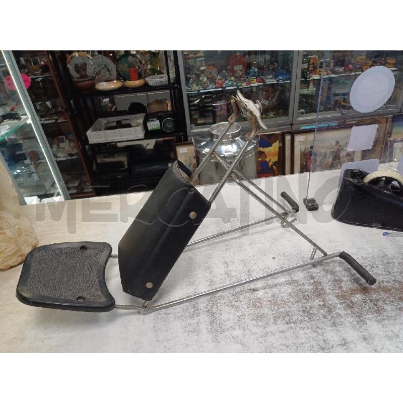 SEGGIOLINO BICI VINTAGE NERO CROMATO | Mercatino dell'Usato Moncalieri - fr. moriondo 2