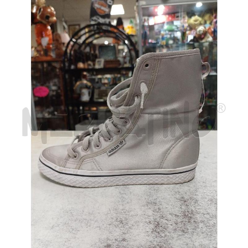 SNEAKERS DONNA ARGENTO ADIDAS | Mercatino dell'Usato Moncalieri - fr. moriondo 1