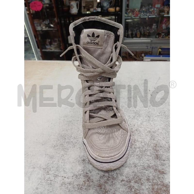 SNEAKERS DONNA ARGENTO ADIDAS | Mercatino dell'Usato Moncalieri - fr. moriondo 2