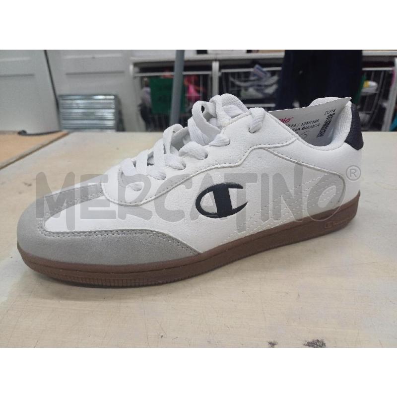 SNEAKERS DONNA BIANCA CHAMPION  | Mercatino dell'Usato Moncalieri - fr. moriondo 1