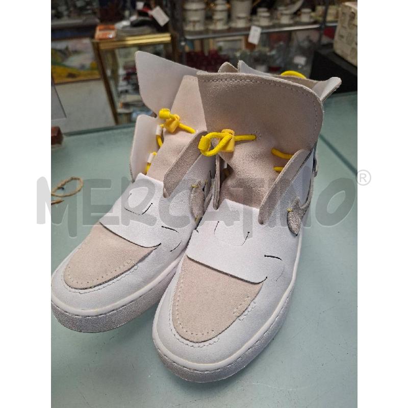 SNEAKERS DONNA BIANCO GIALLO NIKE | Mercatino dell'Usato Moncalieri - fr. moriondo 1