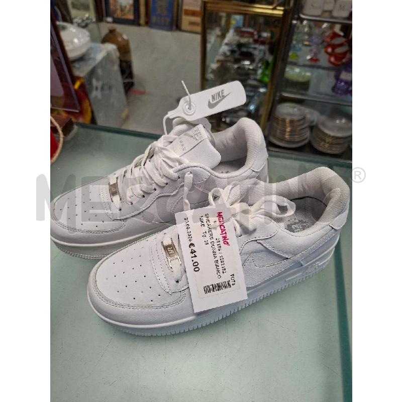 SNEAKERS DONNA BIANCO NIKE  | Mercatino dell'Usato Moncalieri - fr. moriondo 2