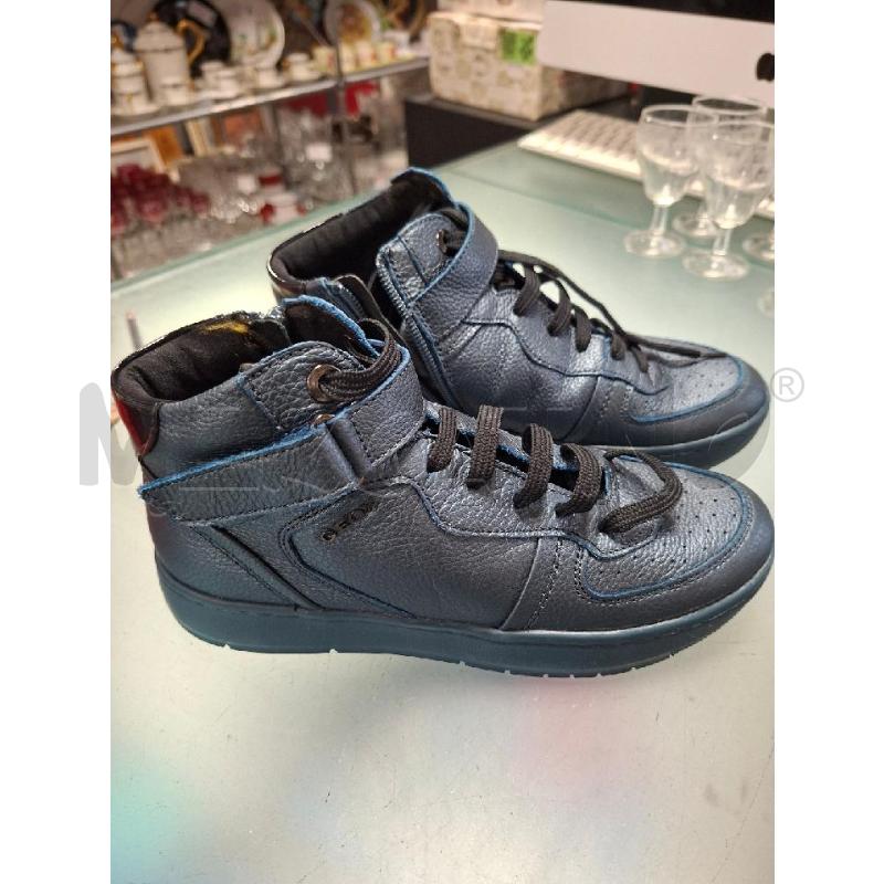 SNEAKERS DONNA BLU GEOX | Mercatino dell'Usato Moncalieri - fr. moriondo 2