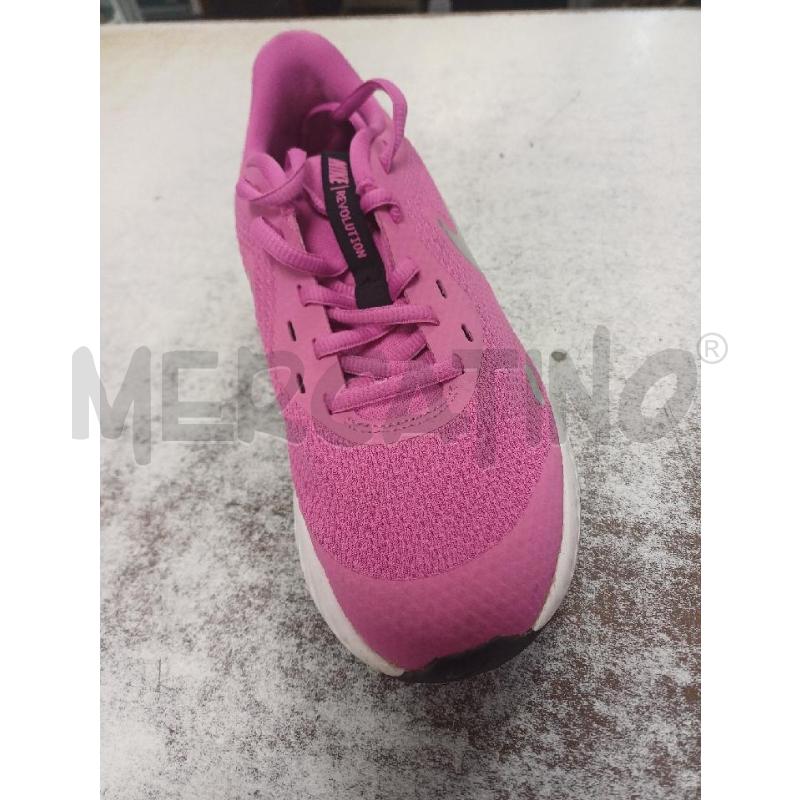 SNEAKERS DONNA FUXIA NIKE  | Mercatino dell'Usato Moncalieri - fr. moriondo 2