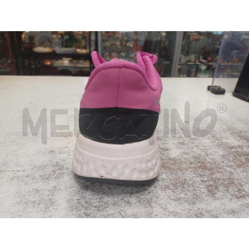 SNEAKERS DONNA FUXIA NIKE  | Mercatino dell'Usato Moncalieri - fr. moriondo 3