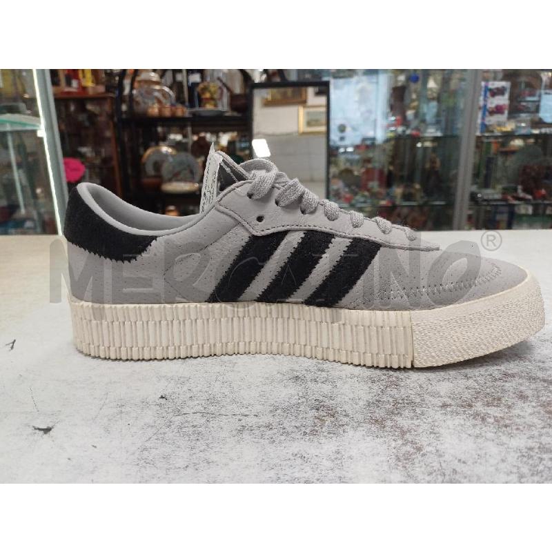 SNEAKERS DONNA GRIGIO NERO ADIDAS | Mercatino dell'Usato Moncalieri - fr. moriondo 3