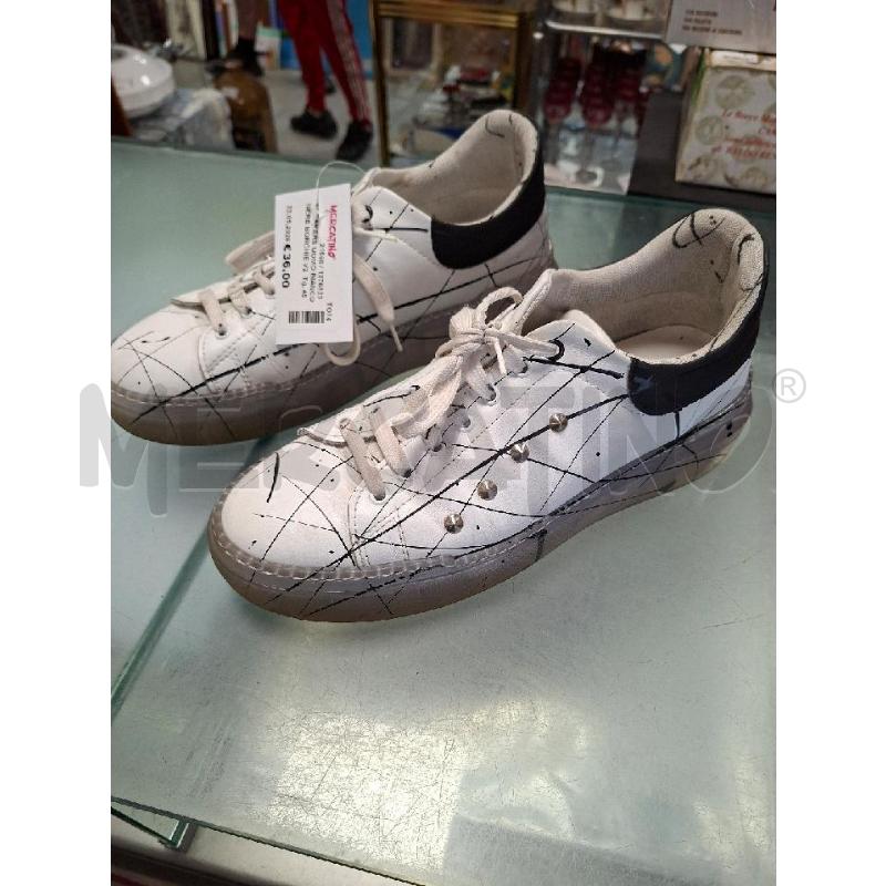 SNEAKERS UOMO BIANCO NERE BORCHIE V2 | Mercatino dell'Usato Moncalieri - fr. moriondo 2