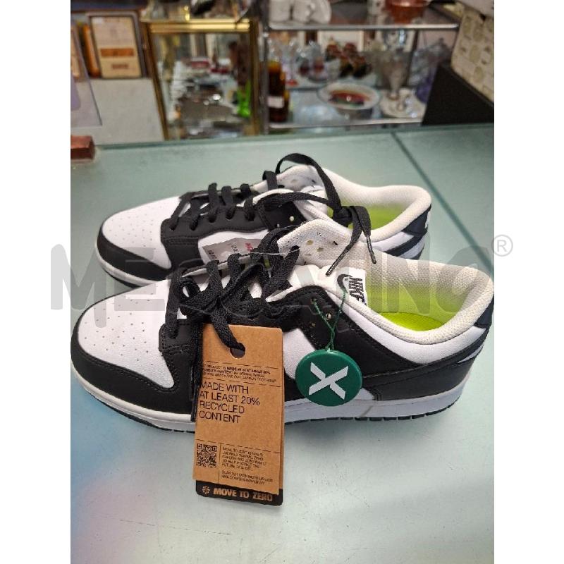 SNEAKERS UOMO BIANCO NERO NIKE  | Mercatino dell'Usato Moncalieri - fr. moriondo 3
