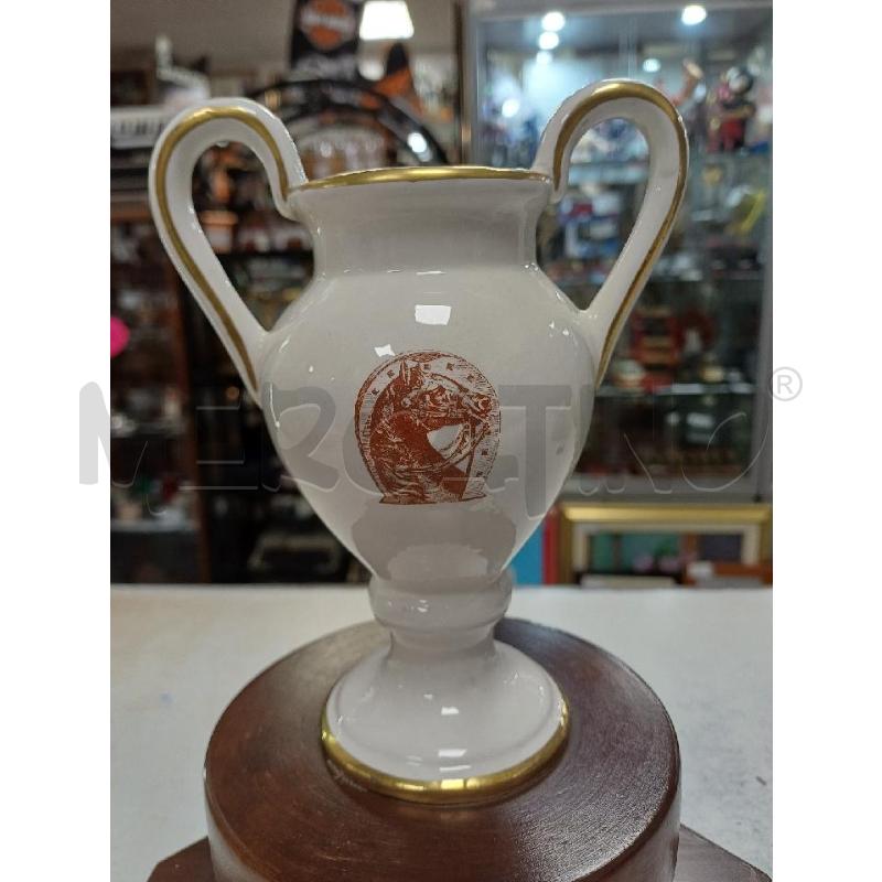 SOPRAMMOBILE LEGNO VASO CAVALLO | Mercatino dell'Usato Moncalieri - fr. moriondo 3