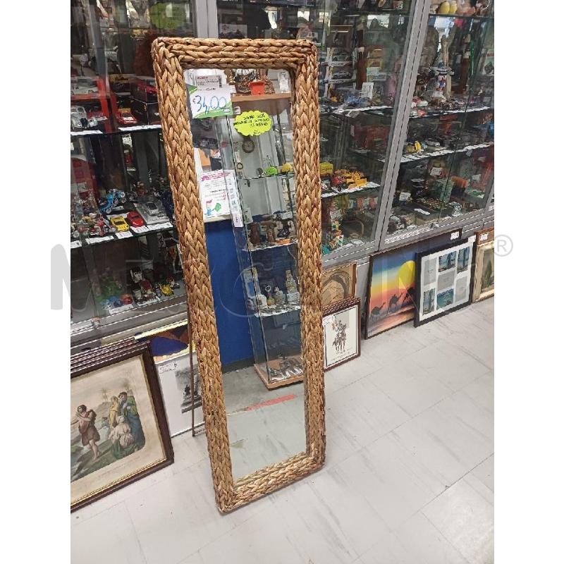 SPECCHIO RETTANGOLARE RATTAN | Mercatino dell'Usato Moncalieri - fr. moriondo 1