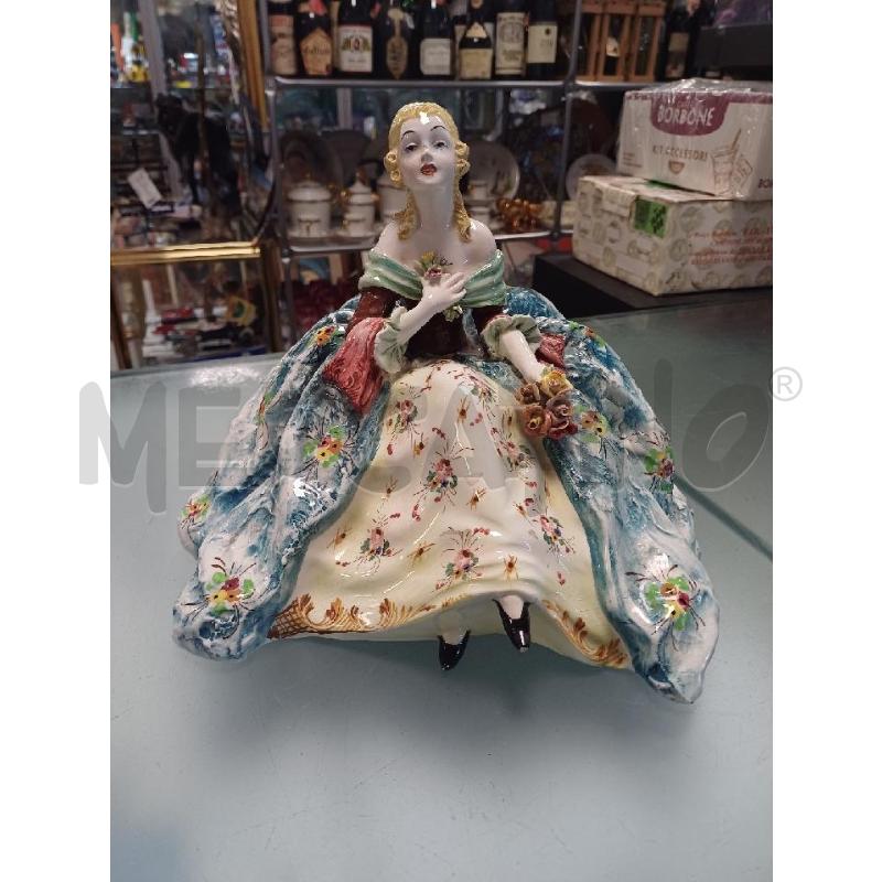 STATUA DONNA CERAMICA F.R. ITALY  | Mercatino dell'Usato Moncalieri - fr. moriondo 1