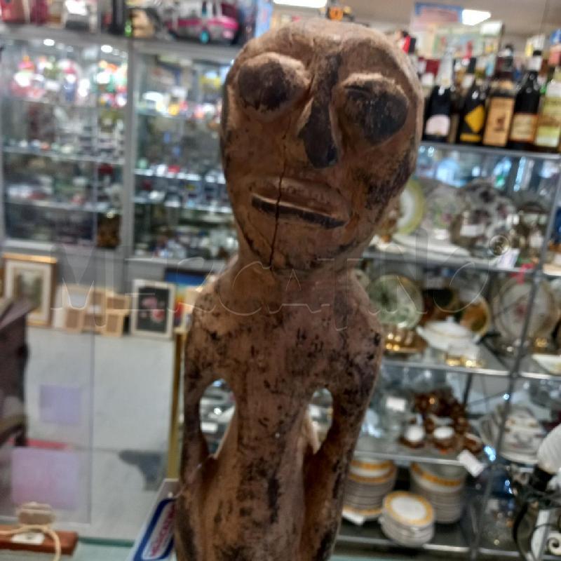 STATUA LEGNO TANZANIA | Mercatino dell'Usato Moncalieri - fr. moriondo 3