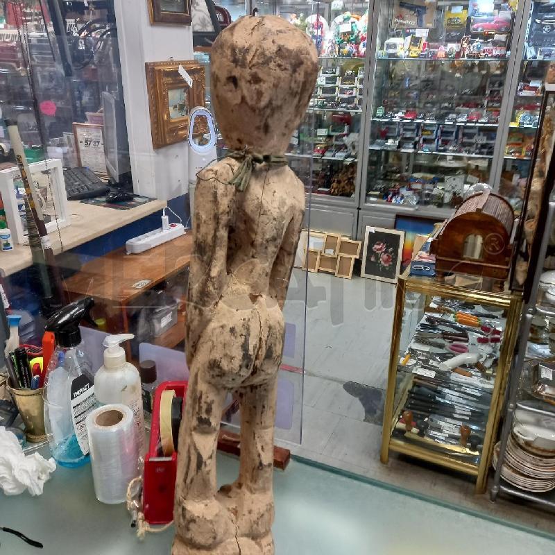 STATUA LEGNO TANZANIA | Mercatino dell'Usato Moncalieri - fr. moriondo 3