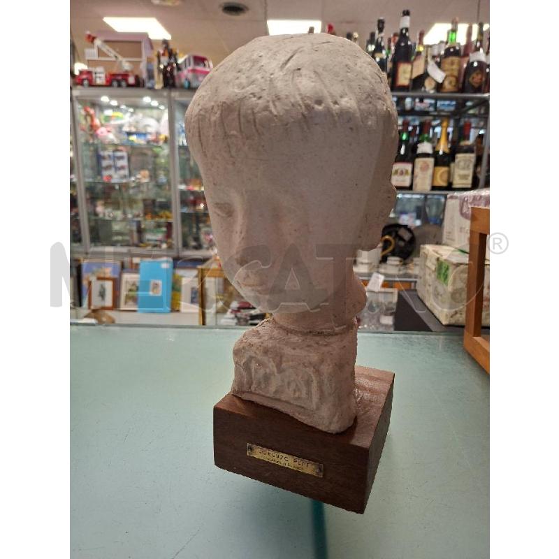 STATUA LITOCERAMICA PICCINELLI LORENZO PEPE | Mercatino dell'Usato Moncalieri - fr. moriondo 1