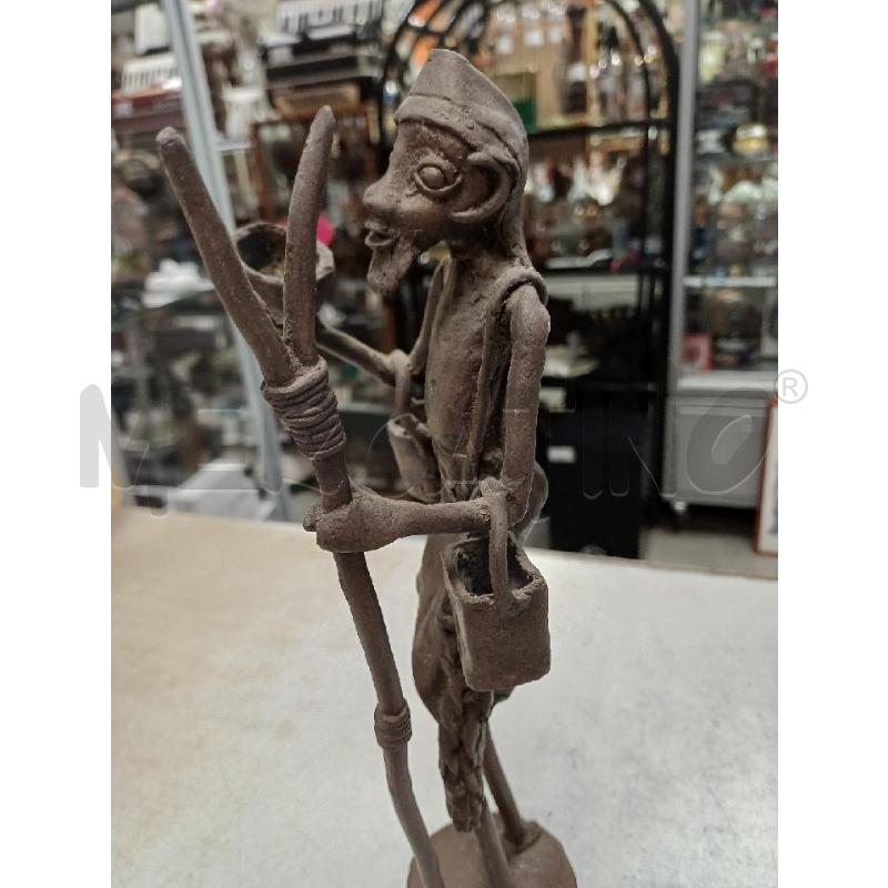 STATUA METALLO UOMO  | Mercatino dell'Usato Moncalieri - fr. moriondo 2