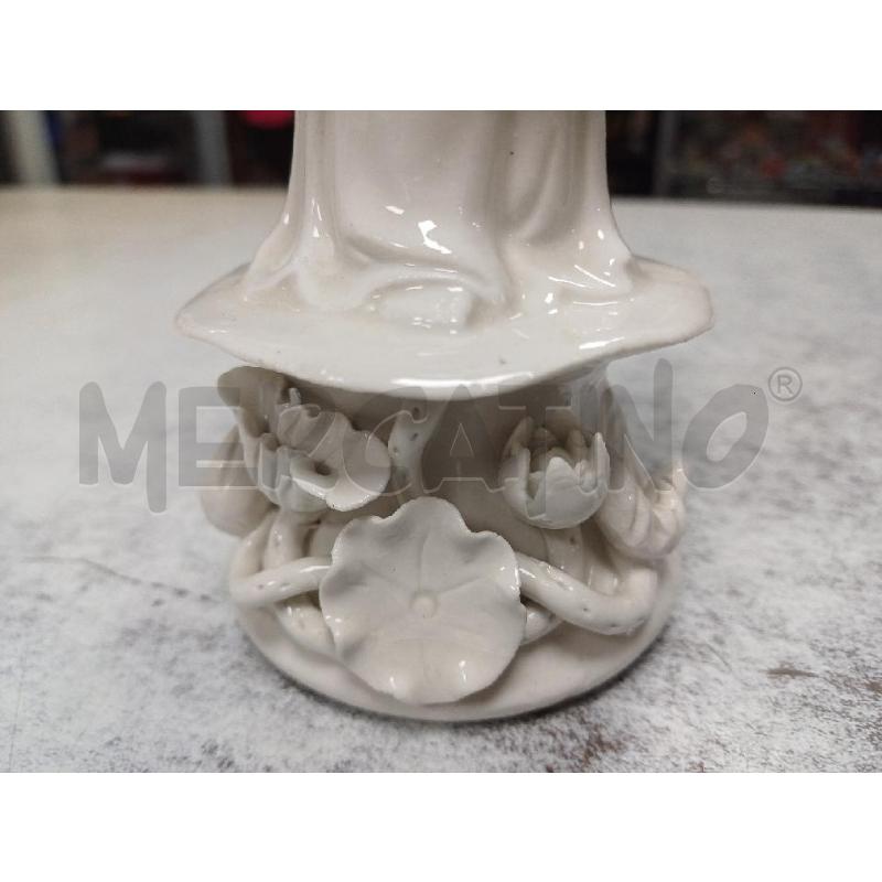 STATUETTA DAMA ORIENTALE  | Mercatino dell'Usato Moncalieri - fr. moriondo 5