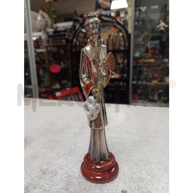 STATUETTA DAMA ORIENTALE ARGENTATA | Mercatino dell'Usato Moncalieri - fr. moriondo 1