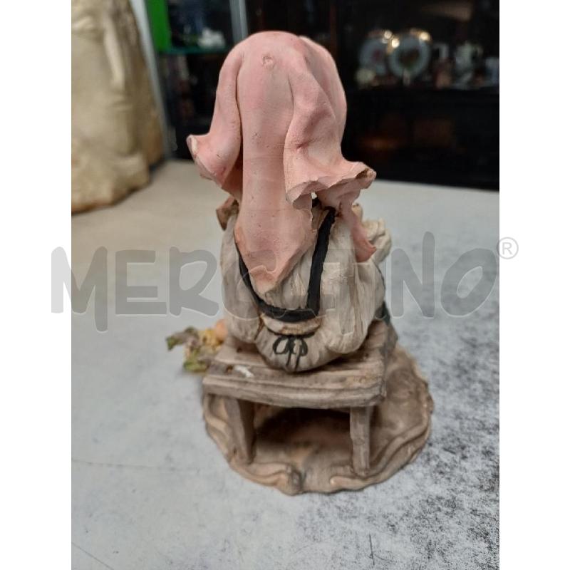STATUETTA DONNA ANZIANA AUGURI SARDEGNA  | Mercatino dell'Usato Moncalieri - fr. moriondo 4