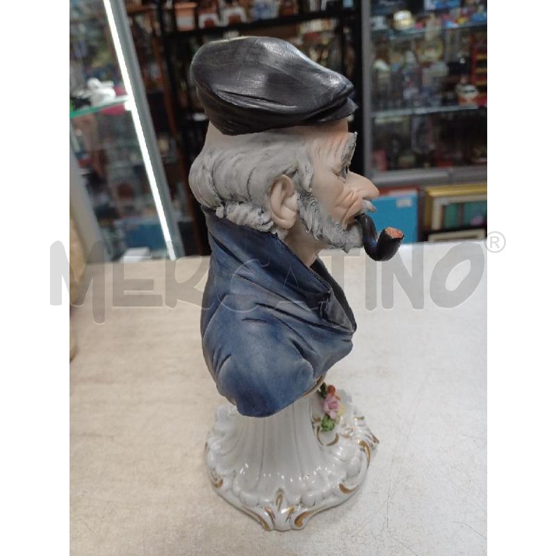 STATUETTA VECCHIO FUMATORE CAPODIMONTE  | Mercatino dell'Usato Moncalieri - fr. moriondo 4