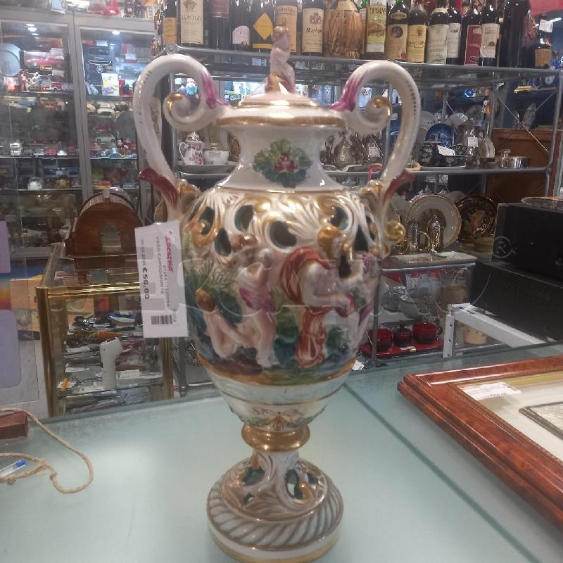 VASO CAPODIMONTE | Mercatino dell'Usato Moncalieri - fr. moriondo 1