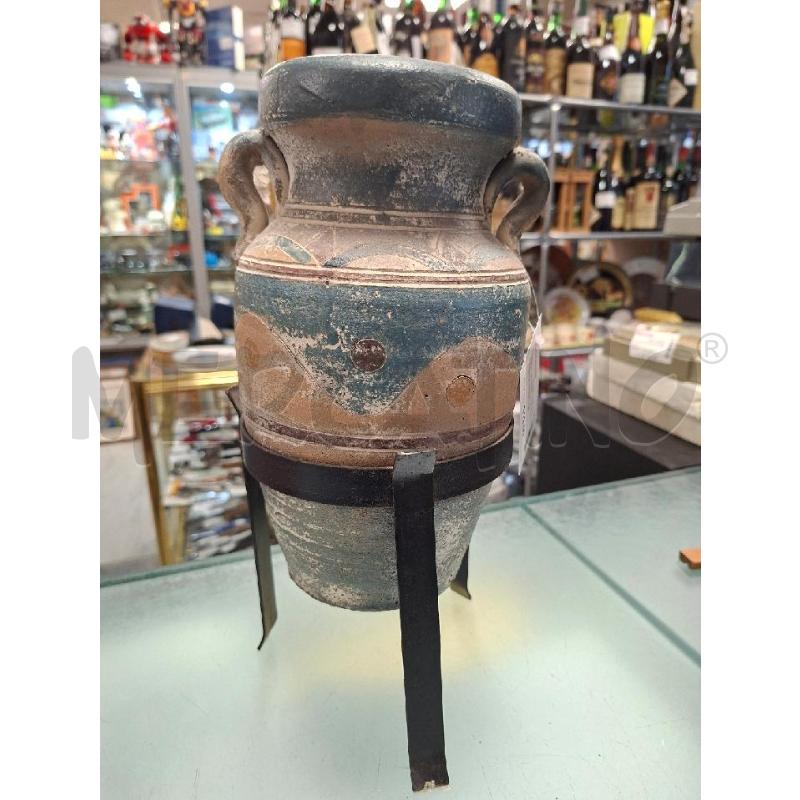 VASO IN TERRACOTTA CON BASE FERRO CHINA | Mercatino dell'Usato Moncalieri - fr. moriondo 1