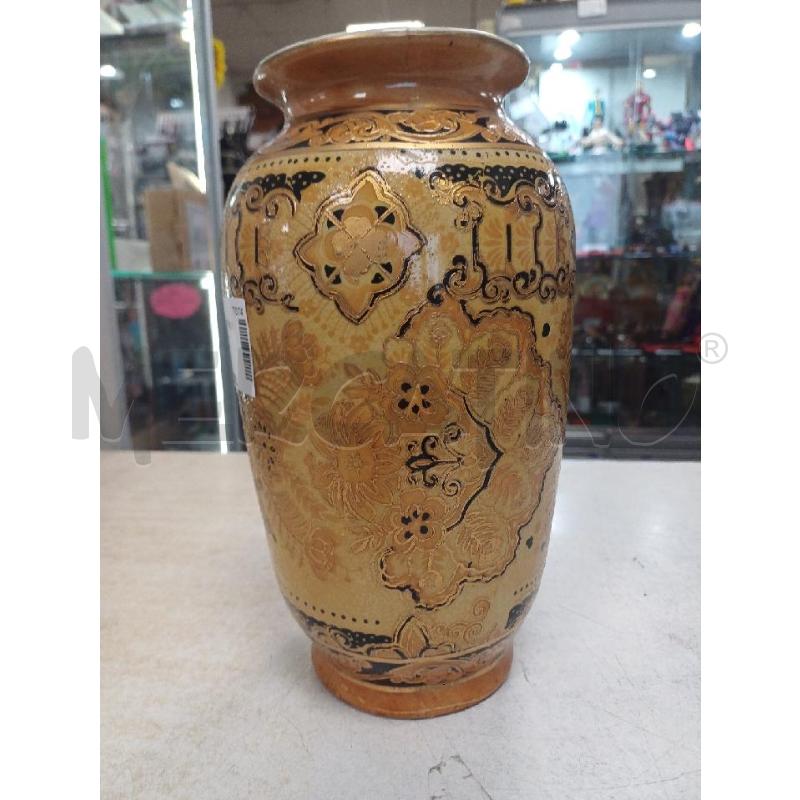 VASO MADE IN CINA | Mercatino dell'Usato Moncalieri - fr. moriondo 1