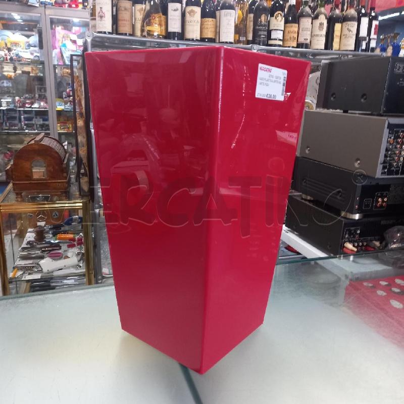 VASO PLASTICA ARTEVASI ARTE PIZA | Mercatino dell'Usato Moncalieri - fr. moriondo 1