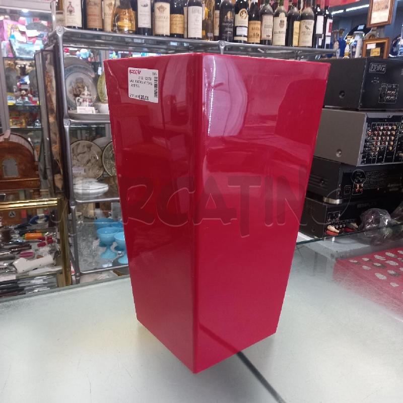 VASO PLASTICA ARTEVASI ARTE PIZA | Mercatino dell'Usato Moncalieri - fr. moriondo 2