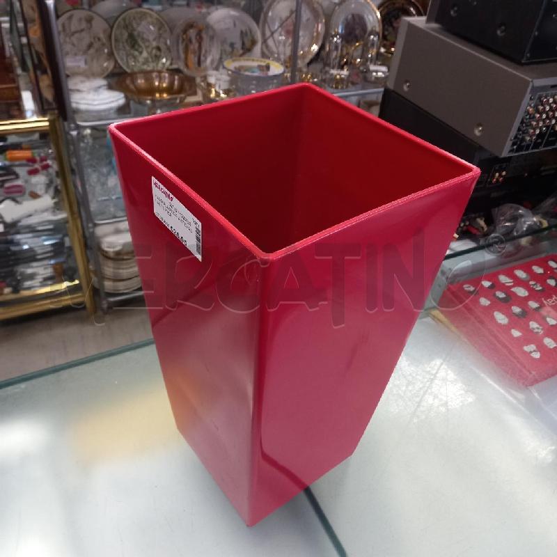 VASO PLASTICA ARTEVASI ARTE PIZA | Mercatino dell'Usato Moncalieri - fr. moriondo 3