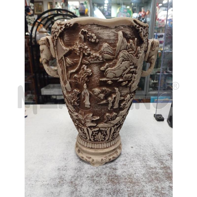 VASO RESINA ORIENTALE | Mercatino dell'Usato Moncalieri - fr. moriondo 3