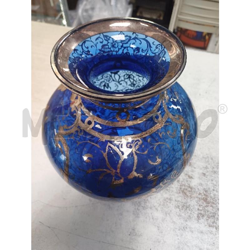 VASO VETRO BLU DECORO ARGENTATO | Mercatino dell'Usato Moncalieri - fr. moriondo 5