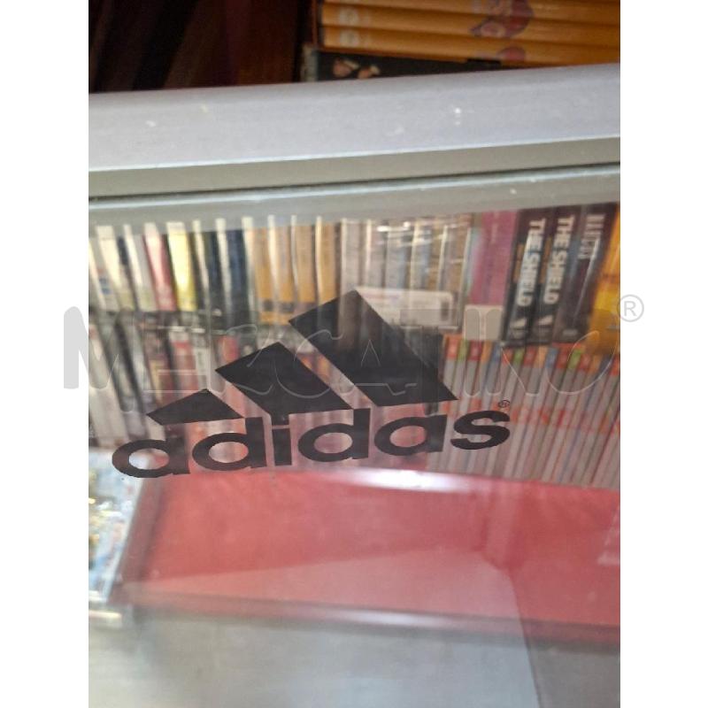 VETRINETTA ADIDAS CON CHIAVE | Mercatino dell'Usato Moncalieri - fr. moriondo 4
