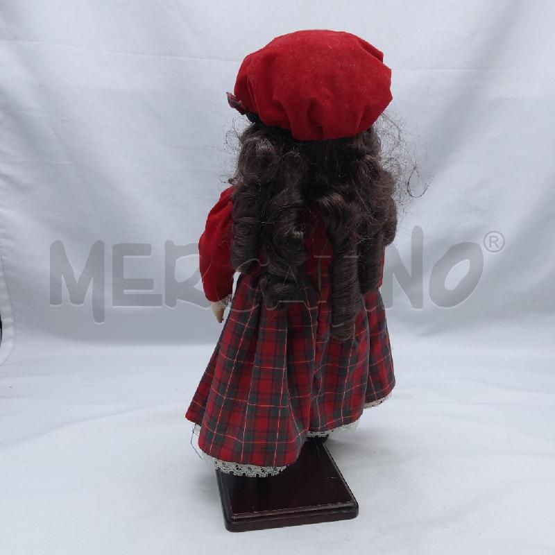 BAMBOLA PORCELLANA PROMENADE CHARLOTTE VESTITO ROSSO | Mercatino dell'Usato San maurizio canavese 3