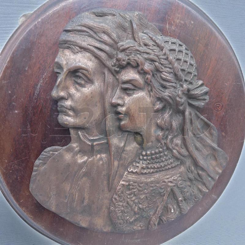 BASSORILIEVO BRONZO BASE LEGNO DANTE E BEATRICE | Mercatino dell'Usato San maurizio canavese 2