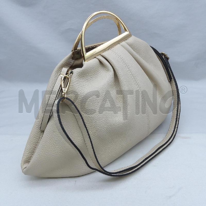 BORSA D VERA PELLE BEIGE MANICO DORATO MARTELLATA | Mercatino dell'Usato San maurizio canavese 3