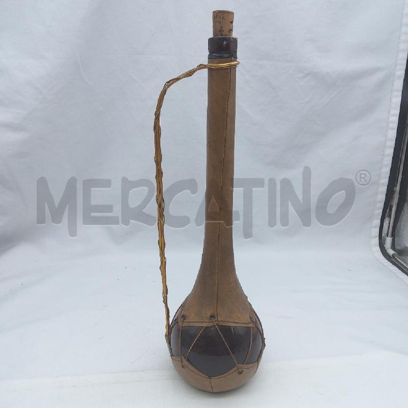 BOTTIGLIA DECORATIVA PELLE MANICO METALLO | Mercatino dell'Usato San maurizio canavese 3