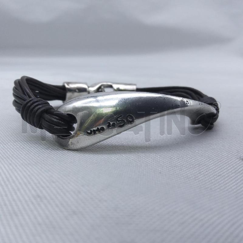 BRACCIALE U UNO DE 50 GIRI IN CUOIO  | Mercatino dell'Usato San maurizio canavese 2