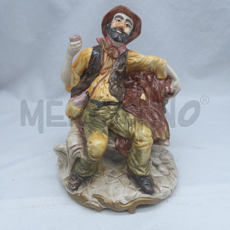 CAPODIMONTE CERAMICA BEVITORE SU PANCHINA | Mercatino dell'Usato San maurizio canavese 1