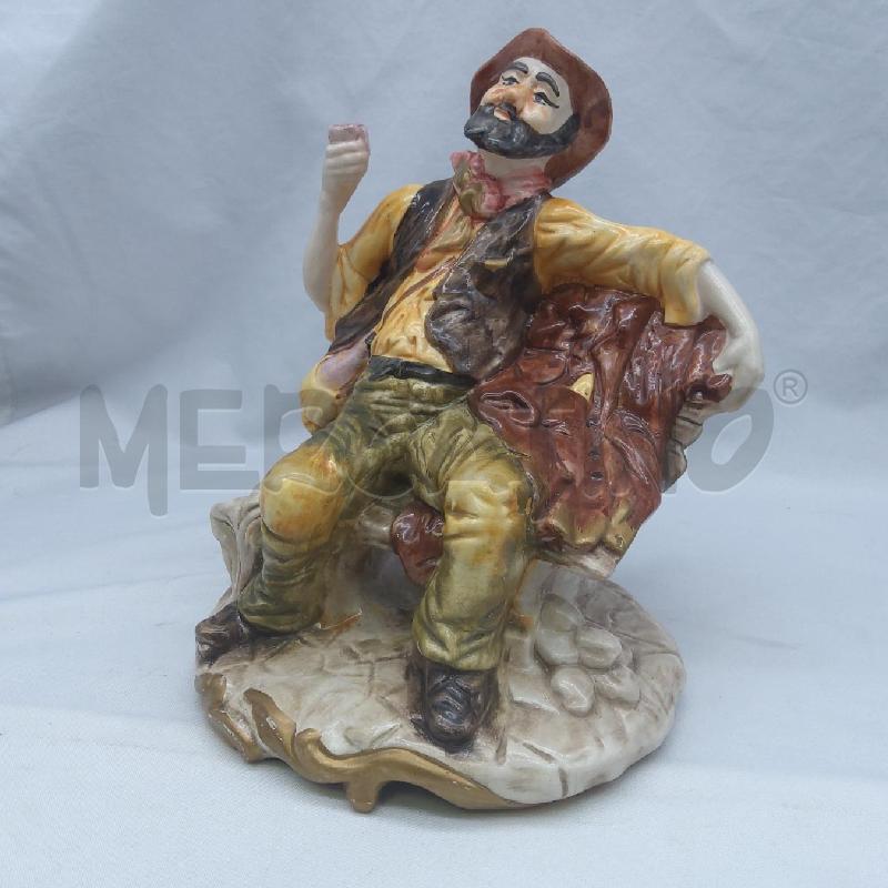 CAPODIMONTE CERAMICA BEVITORE SU PANCHINA | Mercatino dell'Usato San maurizio canavese 4