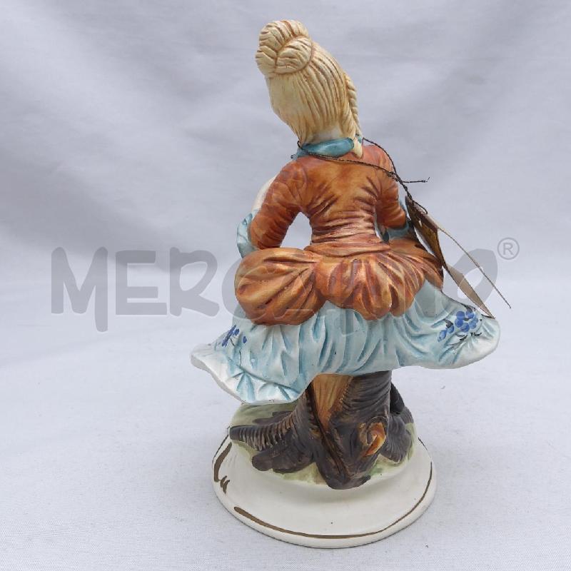 CAPODIMONTE RAGAZZA CON COLOMBA | Mercatino dell'Usato San maurizio canavese 3