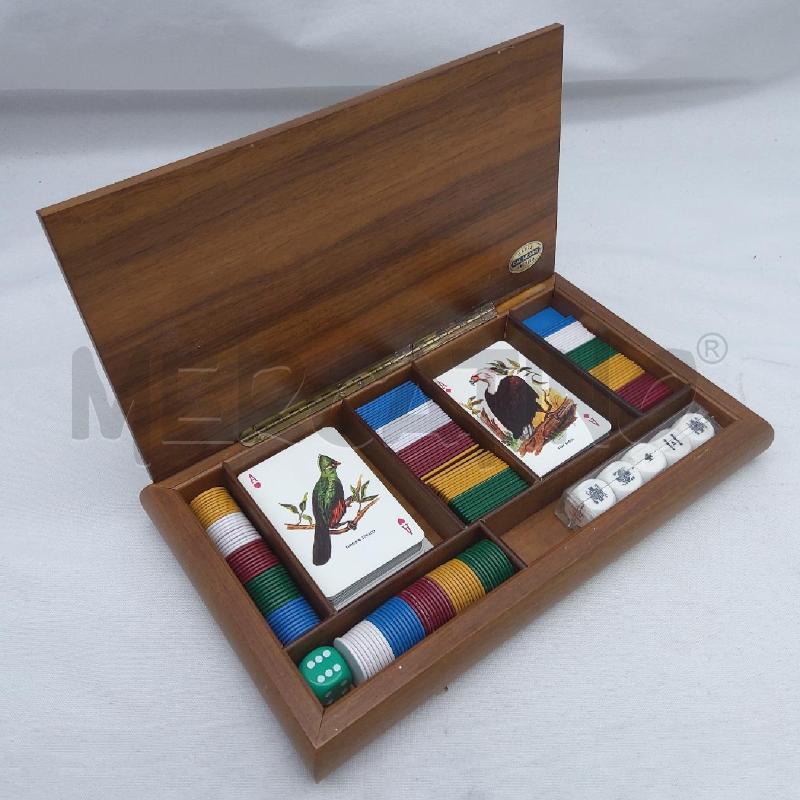 CARTE DA GIOCO COFANETTO LEGNO E FISH | Mercatino dell'Usato San maurizio canavese 3