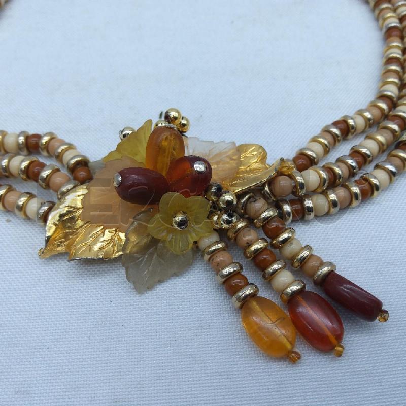 COLLANA ENNY BIJOUX PERLINE BEIGE NUDE CIONDOLO FIORE  | Mercatino dell'Usato San maurizio canavese 2